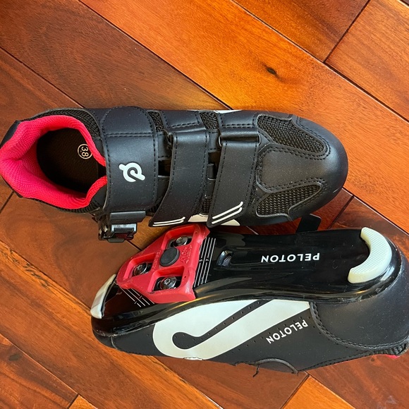 Peloton Spin Cycling Cleats Size 38 - Picture 5 of 5